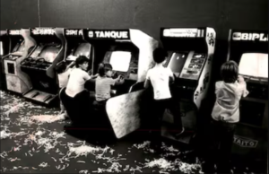 A NOSTALGIA DOS FLIPERAMAS QUANDO A DIVERSÃO CABIA EM UMA FICHA