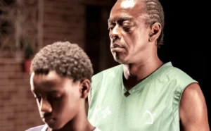 SEU JORGE INTERPRETA GÊNIO EM ‘NARCISO’, DRAMA SOBRE IDENTIDADE