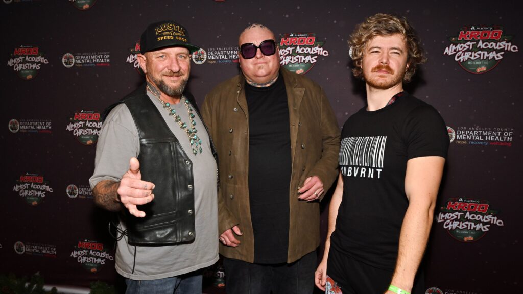 SUBLIME ANUNCIA “UNTIL THE SUN EXPLODES”, 1º ÁLBUM EM 30 ANOS