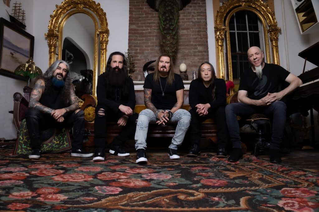Dream Theater anuncia turnê no Brasil com seis shows