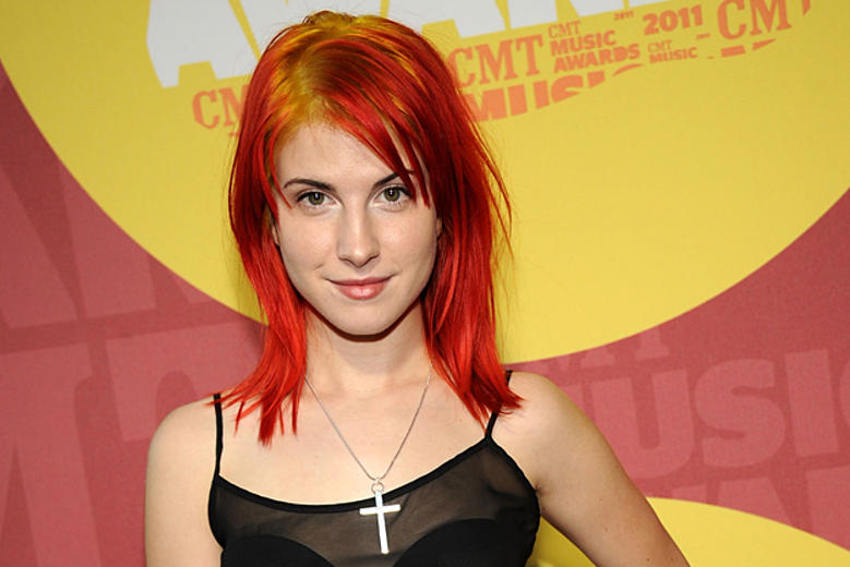 Hayley Williams anuncia show solo em São Paulo