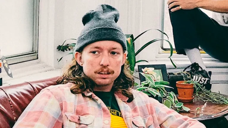 Ex-guitarrista do Turnstile pode pegar prisão perpétua