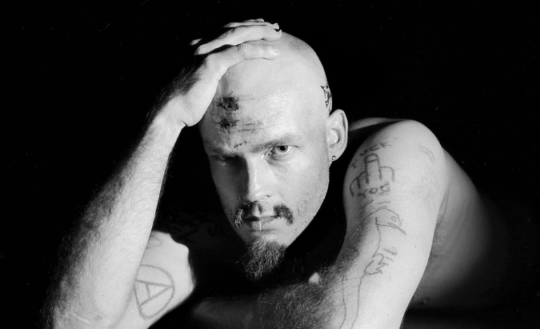 Como GG Allin virou o artista mais controverso do punk