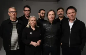 Belle and Sebastian celebra Escócia e cita Brasil