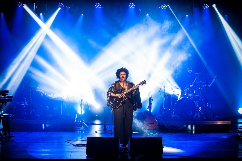Ellen Oléria apresenta "Canto de Casa" no Sesc Belenzinho