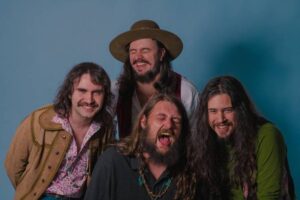 Hurricanes amplia horizontes musicais no álbum Freedom