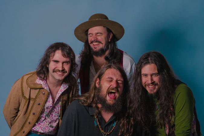 Hurricanes amplia horizontes musicais no álbum Freedom