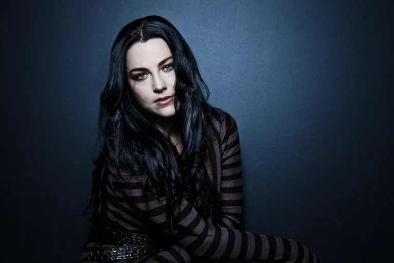 Evanescence controla incêndio e mantém show na Flórida