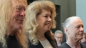 Iron Maiden recebe elogios da presidente da Bulgária
