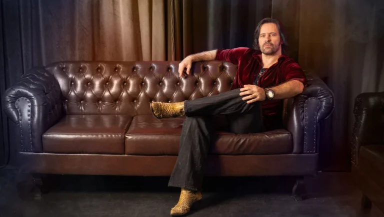 Ivan Busic lança último single de Into the Blues