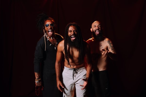 Black Pantera lança álbum Continental e faz show no Cine Joia