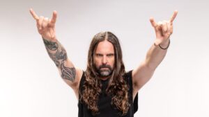 Andreas Kisser destaca inclusao no heavy metal global