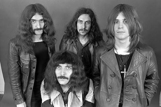 10 Músicas do Black Sabbath Que Falam Sobre Guerra