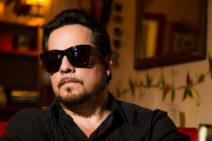 John Garcia estreia solo no Brasil com show em São Paulo