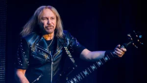 Judas Priest toca sem Ian Hill pela primeira vez em show
