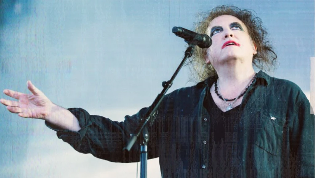 Robert Smith, do The Cure, será premiado por defender fãs
