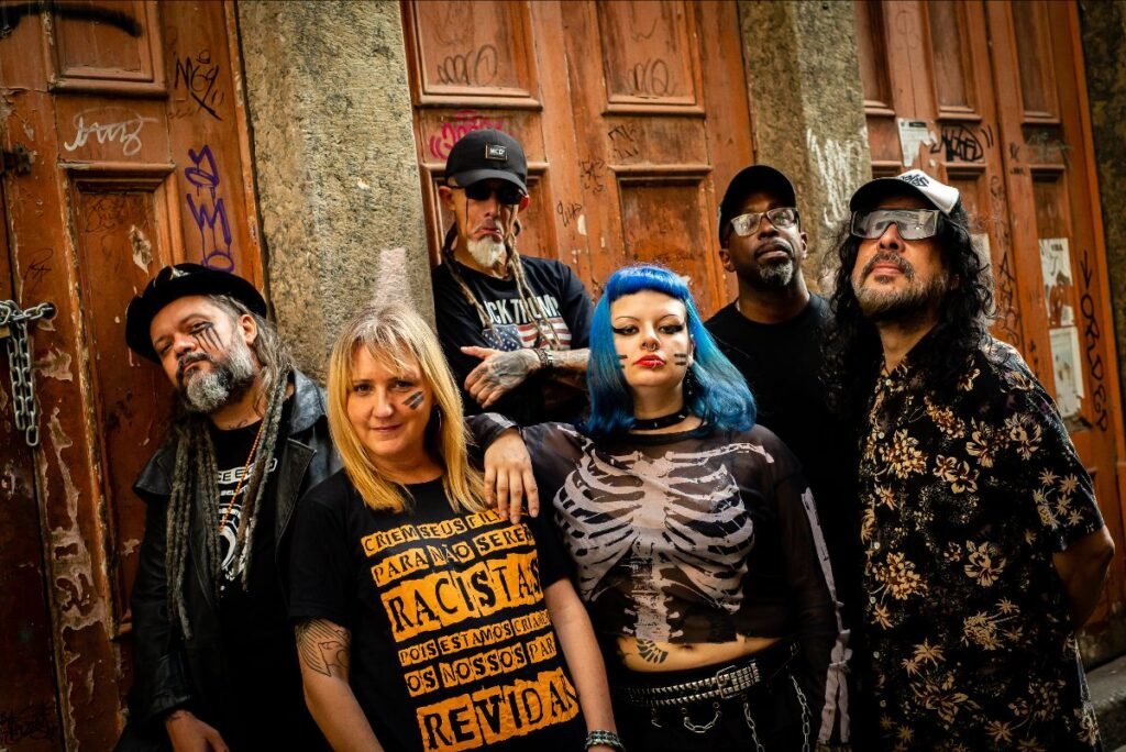 808 Punks lança clipe Respeita as Mina no Outubro Rosa