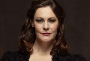Nightwish anuncia saída de Floor Jansen e novo álbum