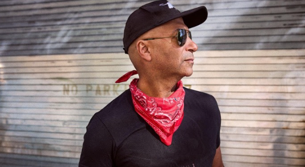 Tom Morello será premiado por ativismo no SONA Awards 2026