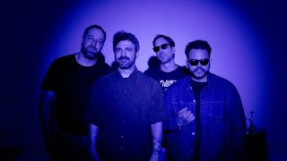 ANÔNIMOS ANÔNIMOS LANÇA CLIPE DE ‘TIMIDEZ’ ANTES DO ÁLBUM