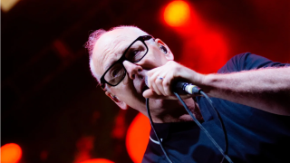 Bad Religion lota Espaço Unimed e reforça força em SP