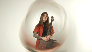 JÉSSICA FALCHI apresenta Solace, EP de estreia da banda FALCHI