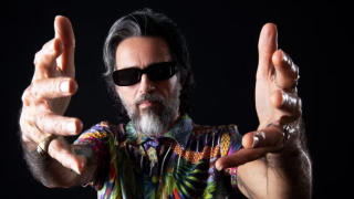 Lúcio Maia lança álbum solo com psicodelia e futurismo