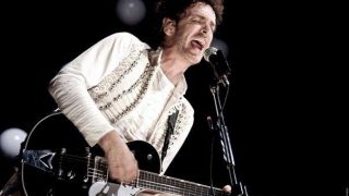 SODA STEREO revive presença de GUSTAVO CERATI em nova turnê emocionante