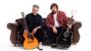 THIAGO CASTANHO E MARCÃO BRITTO CELEBRAM CHARLIE BROWN JR